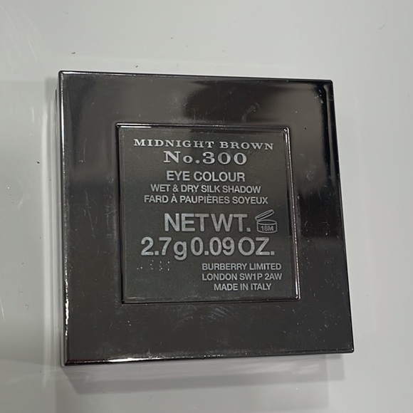 Burberry Midnight Brown Eyeshadow No.300 - Picture 3 of 4